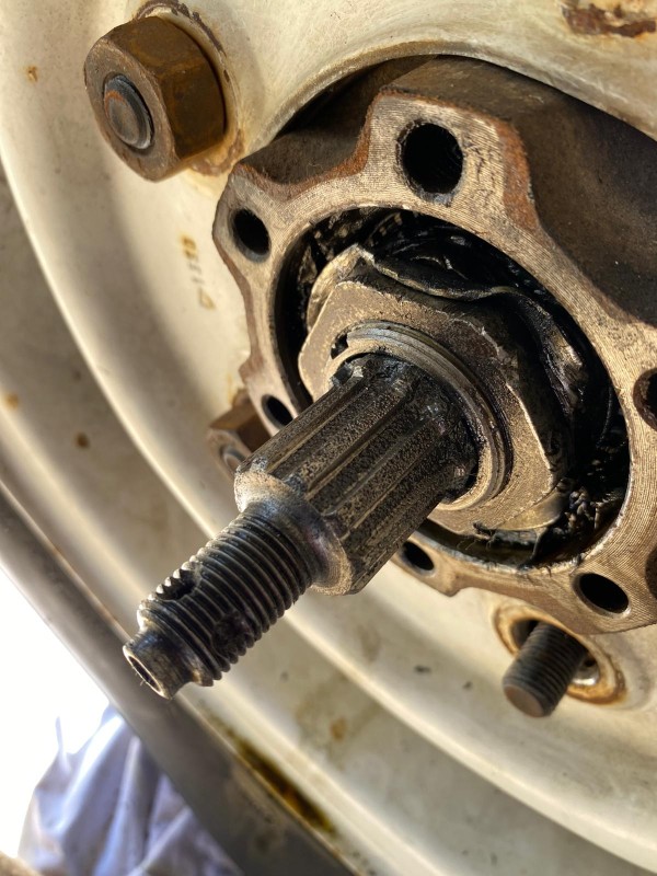 Sicherungsmuttern Radlager.jpeg